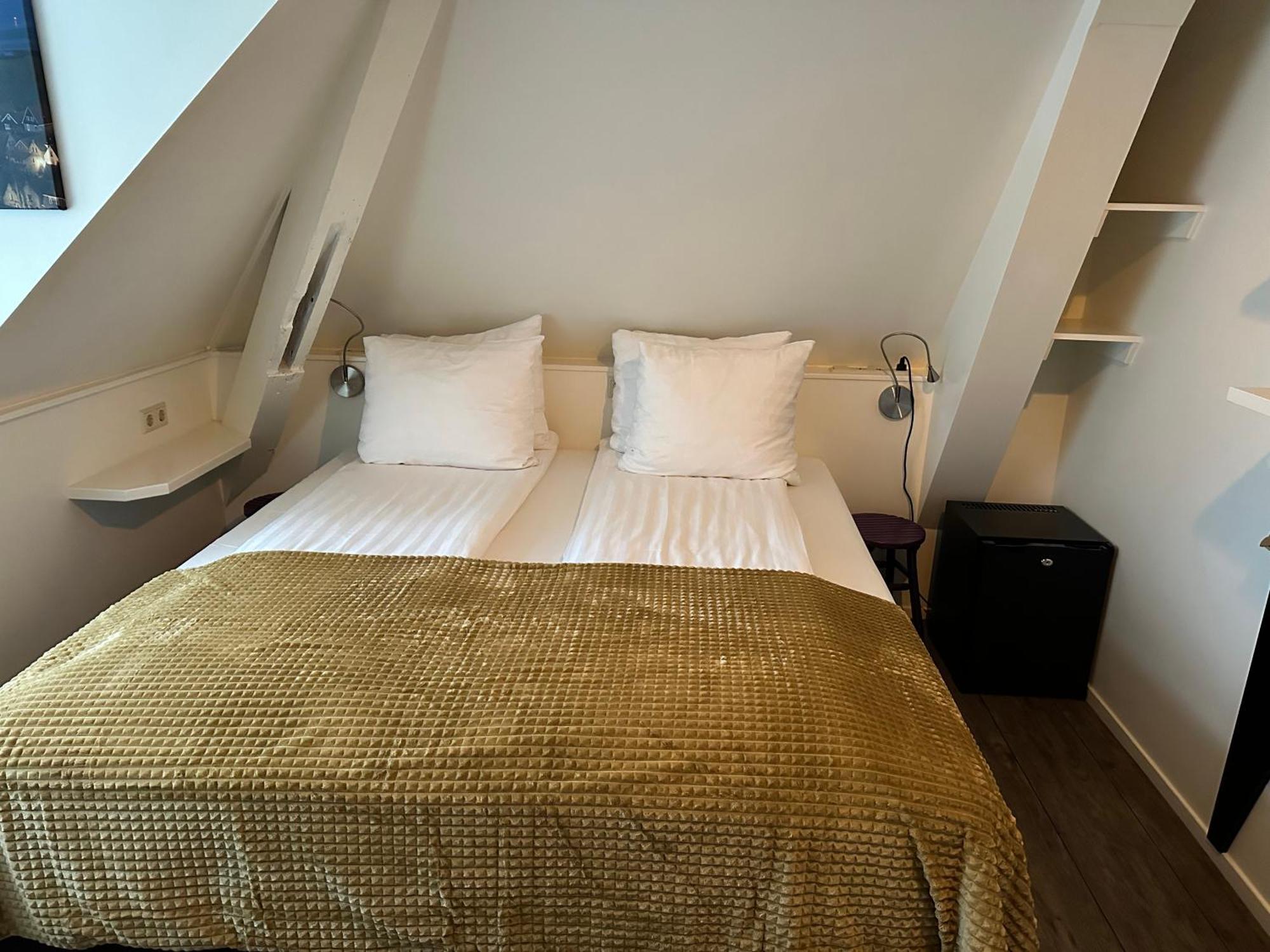 Hotel Buren 3*